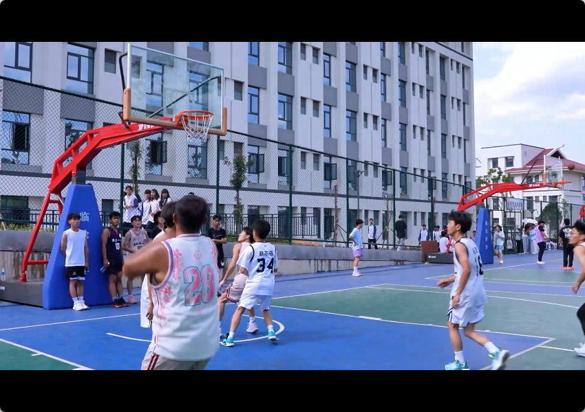 热血行动，篮下青春正当时。Ky开元集团3v3篮球赛火热进行中！